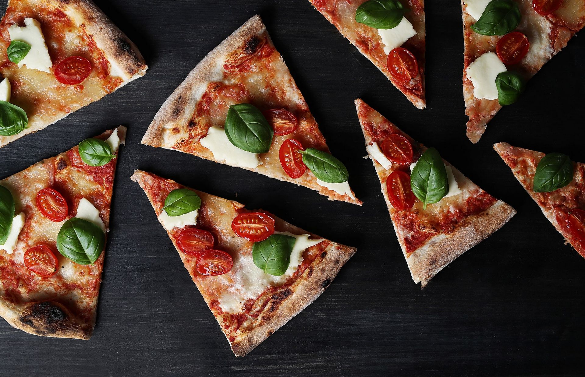 Citrola&apos;s Pizza Slices